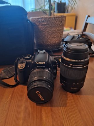 Canon EOS 400D con 2 Objetivos y Grip