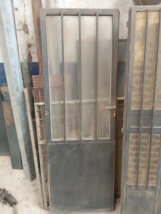 Puerta de Hierro para Patio 1.87x0.63m