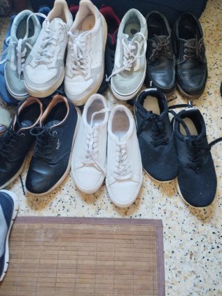 zapatillas deportivas 10€ el par no sé envian