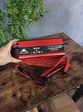 Inversor de Corriente 12V/24V a 220V
