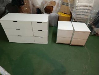 Set de 2 Mesitas de Noche Blancas