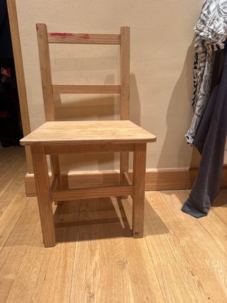 Silla de madera