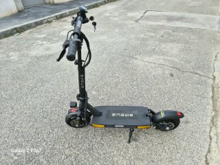 Patinete Eléctrico Engwe Negro