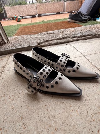 Bailarinas Beige con Hebillas SIN LIMPIAR SUELA