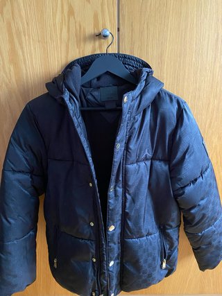 Chaqueta Jordan Negra Talla L ( NIÑO)