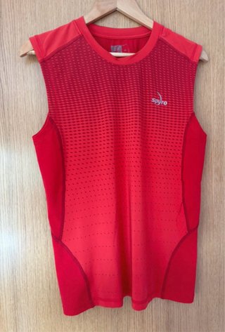 Camiseta Deportiva Spyro Roja Talla M