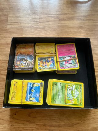 Lote de 200 Cartas Pokémon