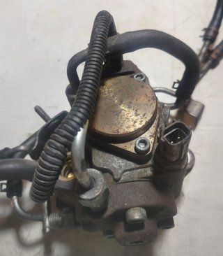 Bomba Inyectora Mazda R2AA13800