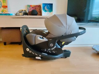 Silla y Base Cybex Cloud Z i-Size