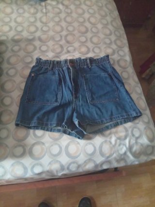 Pantalones cortos vaqueros Lefties
