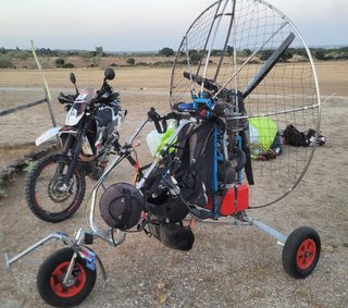 Paratrike Monoplaza-Biplaza Motor Hirth F23