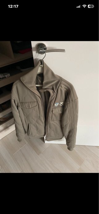 Cazadora Adidas Edición Limitada