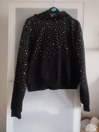 Sudadera Negra con Pedrería Talla S