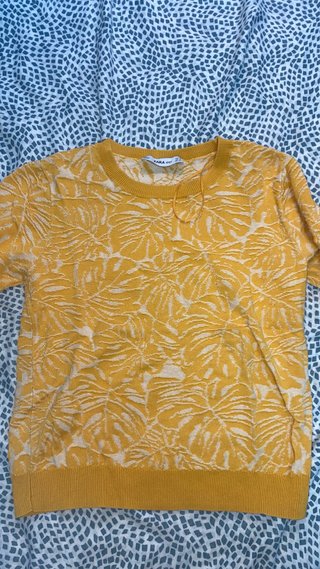 Sudadera Zara Amarilla Estampada Talla M