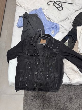 Chaqueta Vaquera Negra Pull&Bear