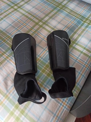 Espinilleras de Fútbol Kipsta Talla S