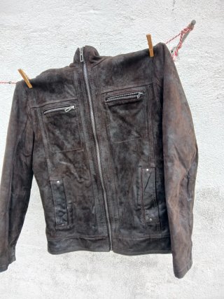 Chaqueta de ante piel vuelta marrón