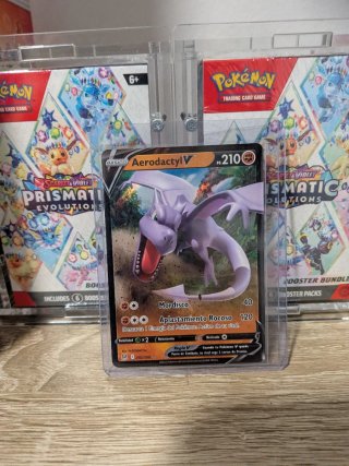 Carta Pokémon Aerodactyl V