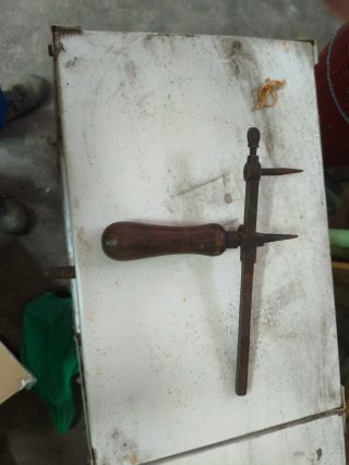 Compás de Herramienta Antiguo