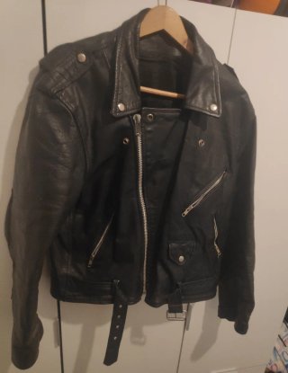 Chaqueta de cuero negra talla L
