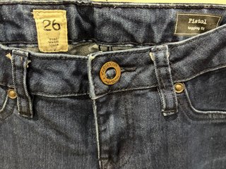 Vaqueros Volcom Pistol
