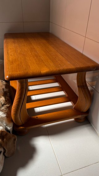 Mesa de centro de madera para terraza