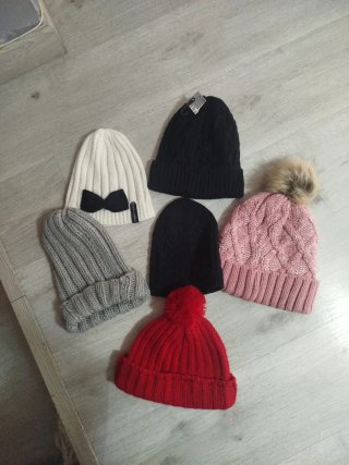 Lote de 6 Gorros de Invierno