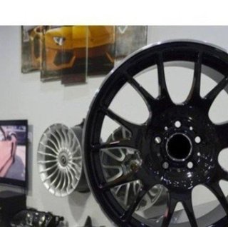 Juego de 4 Llantas 18 CH Gloss Black B001