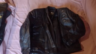 Chaqueta de cuero para moto