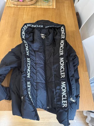 Chaquetón Moncler Negro