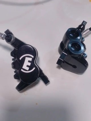 2 Pinzas Magura MT5 4 Pistones nuevas