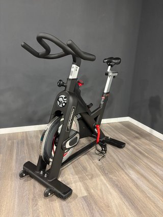 Bicicleta de Ciclo Indoor Life Fitness