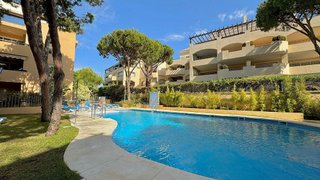 Piso en alquiler en Las Chapas-Alicate Playa en Marbella
