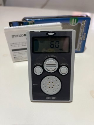 Metrónomo Digital SEIKO DM70