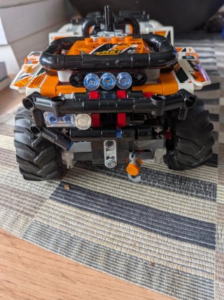 Auto LEGO Technic