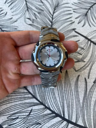 Reloj Oakley Blade Plateado