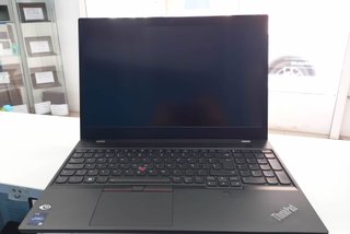 Portátil Lenovo P15V G3 i7 12a 32Gb RAM, T1200 4GB
