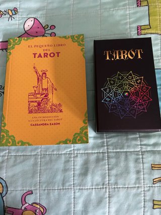 Carte del Tarocchi e Libro Introduttivo
