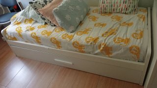 Cama nido blanca, con dos somier.