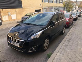 Peugeot 5008 2016