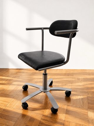 Silla de escritorio con ruedas y reposabrazos