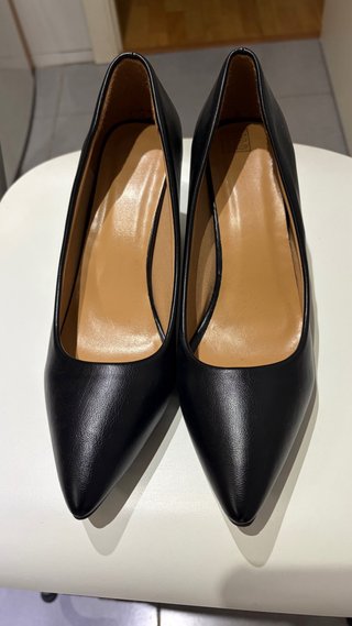 Zapatos de tacón negros