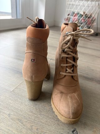 Botines Tommy Hilfiger Camel