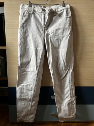 Vaqueros blancos Mango