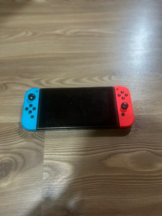 Nintendo Switch Azul y Roja