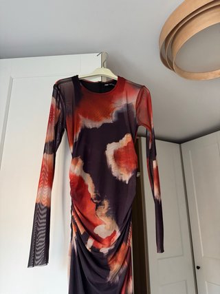 Vestido midi estampado Zara