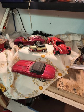 Set de 4 coches clásicos de colección