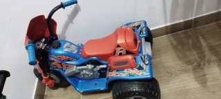 Moto eléctrica infantil Feber