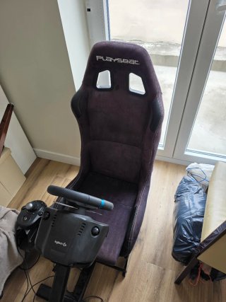 Playseat con Volante Logitech G29