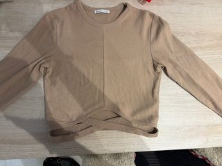 Top Bershka Beige Talla S